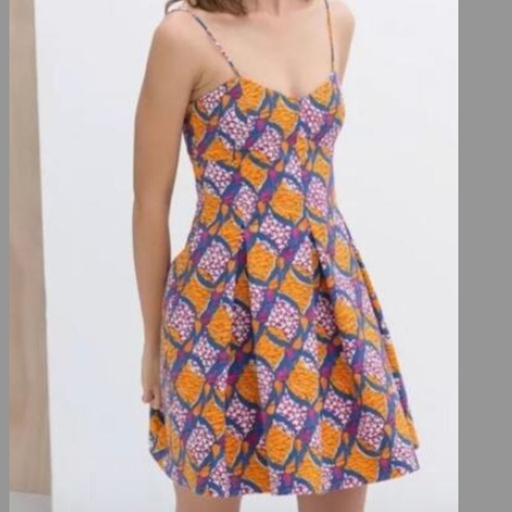 Trafaluc by Zara.  Beautiful printed dress.  Size small, worn once.